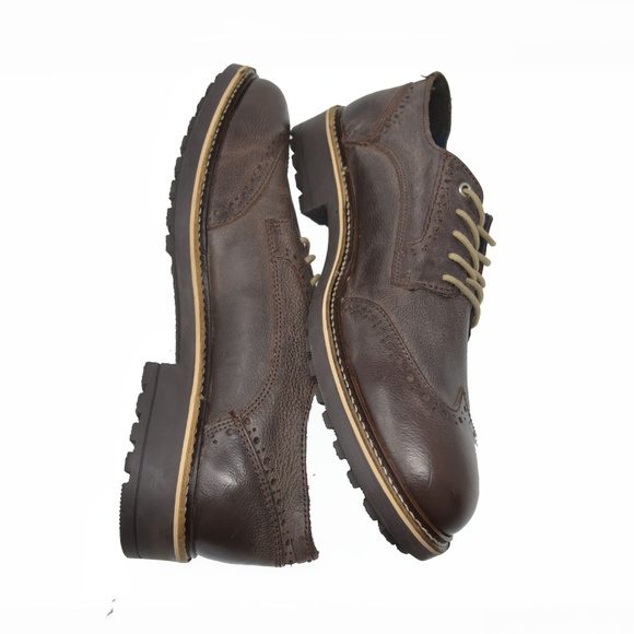 *BATA Sz 10.5 Brown Leather Oxford Wingtip Shoes